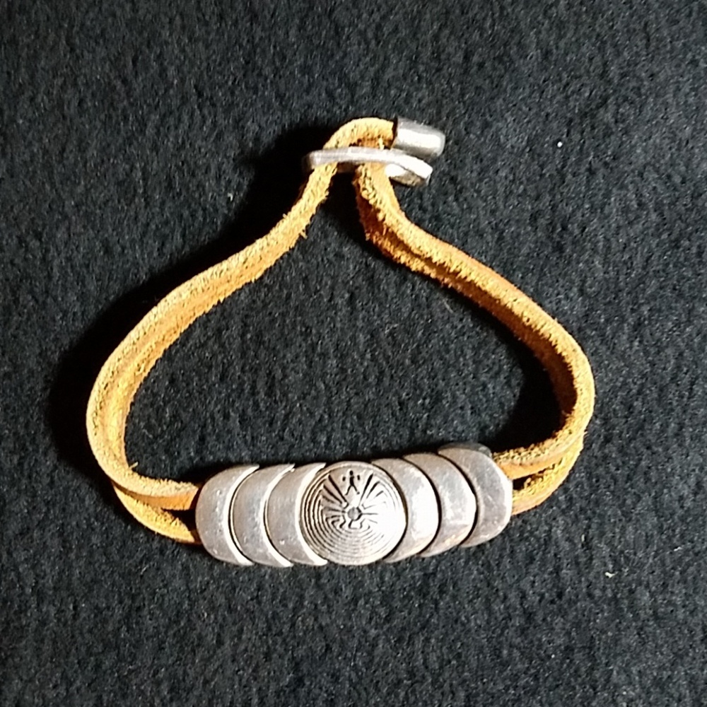 Western style leather and stainless steel bracelet